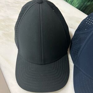 Black and a Navy Men new melin hydro bundle 2 New hydro adjustable 56cm-60cm